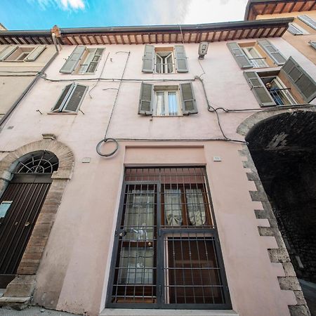 Perugia Apartments Экстерьер фото