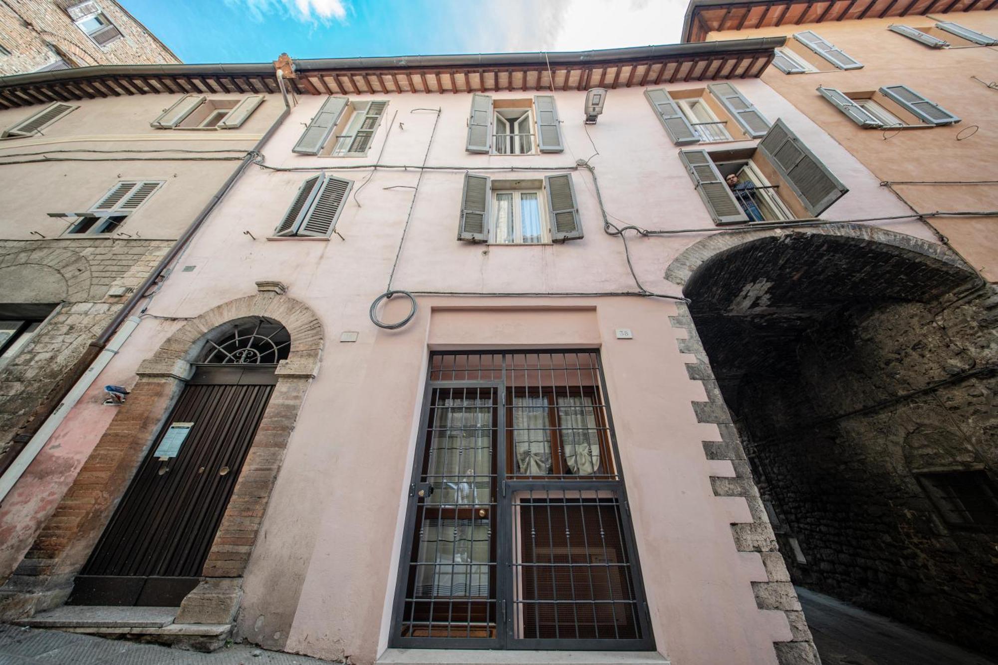 Perugia Apartments Экстерьер фото